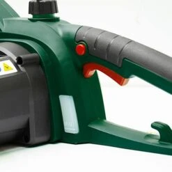 Webb 40cm 2200 Watt Electric Chainsaw 10 Webb 40cm 2200 Watt Electric Chainsaw -Yougarden Online Store 180023 3