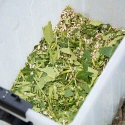 The Handy 2500 Watt Impact Shredder C/w Collection Box 11 The Handy 2500 Watt Impact Shredder C/w Collection Box -Yougarden Online Store 180190 3