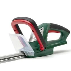 Webb 20v 2Ah Cordless Hedge Trimmer 9 Webb 20v 2Ah Cordless Hedge Trimmer -Yougarden Online Store 180267 2